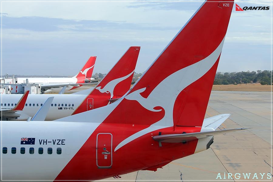 qantas_tailfins