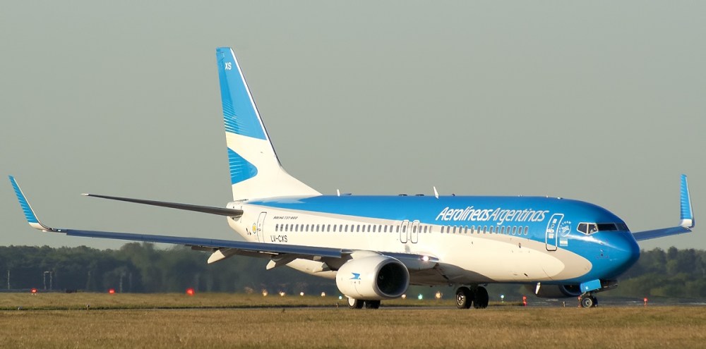 LV-CXS-Aerolineas-Argentinas-Boeing-737-800_PlanespottersNet_352667.jpg