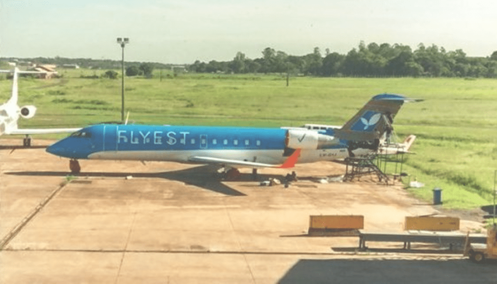 Flyest Líneas Aéreas.png