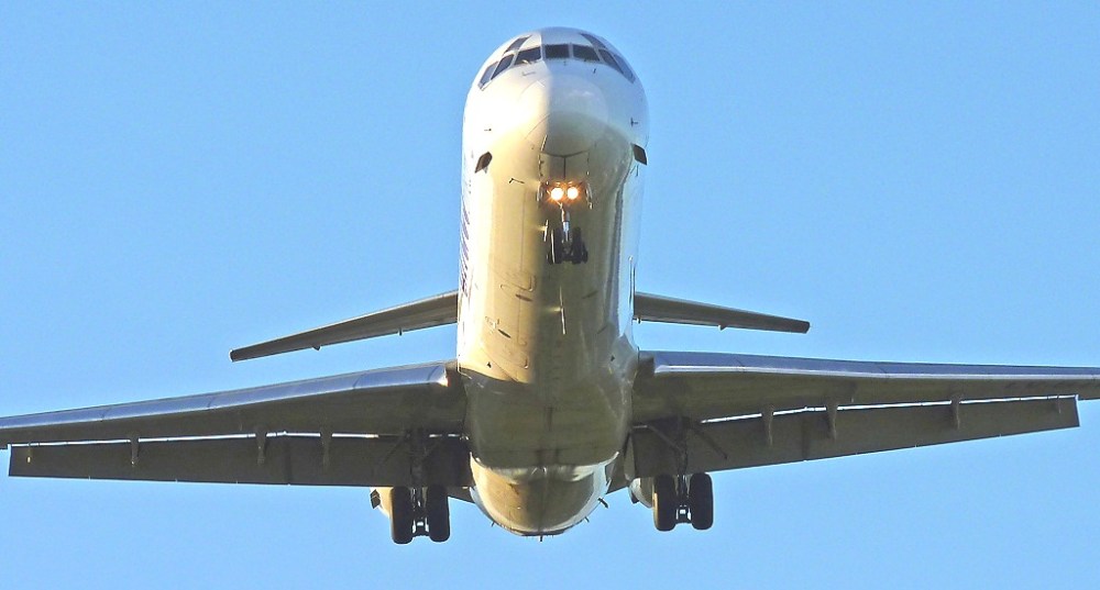 lv-bth-andes-lneas-areas-MD-83 Andrés Aliotta