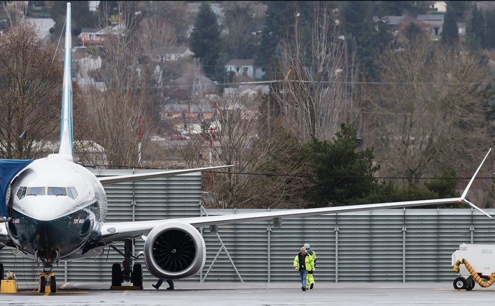 160129153610-boeing-737-max-2-full-169