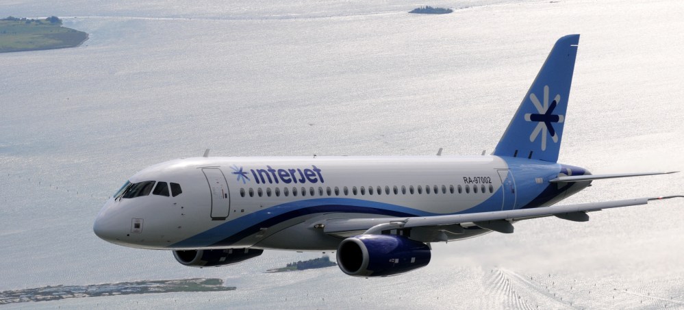 SSJ100_for_Interjet_(9015036171)