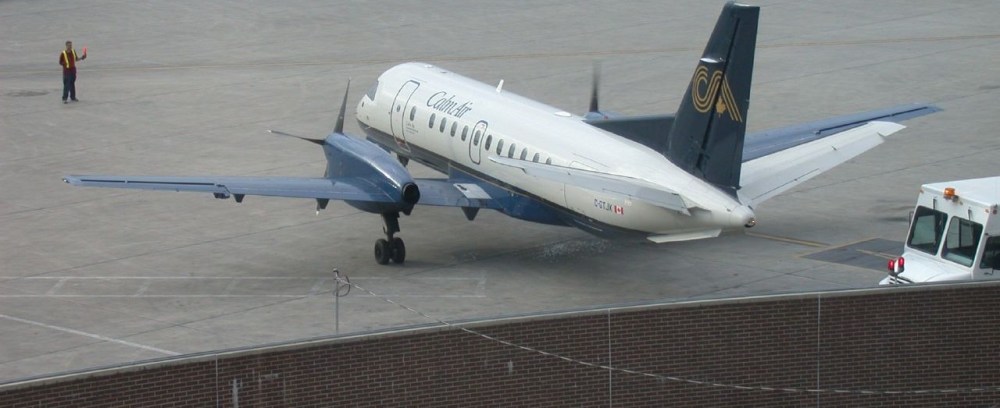 Calm_Air_C-GTJY_Saab