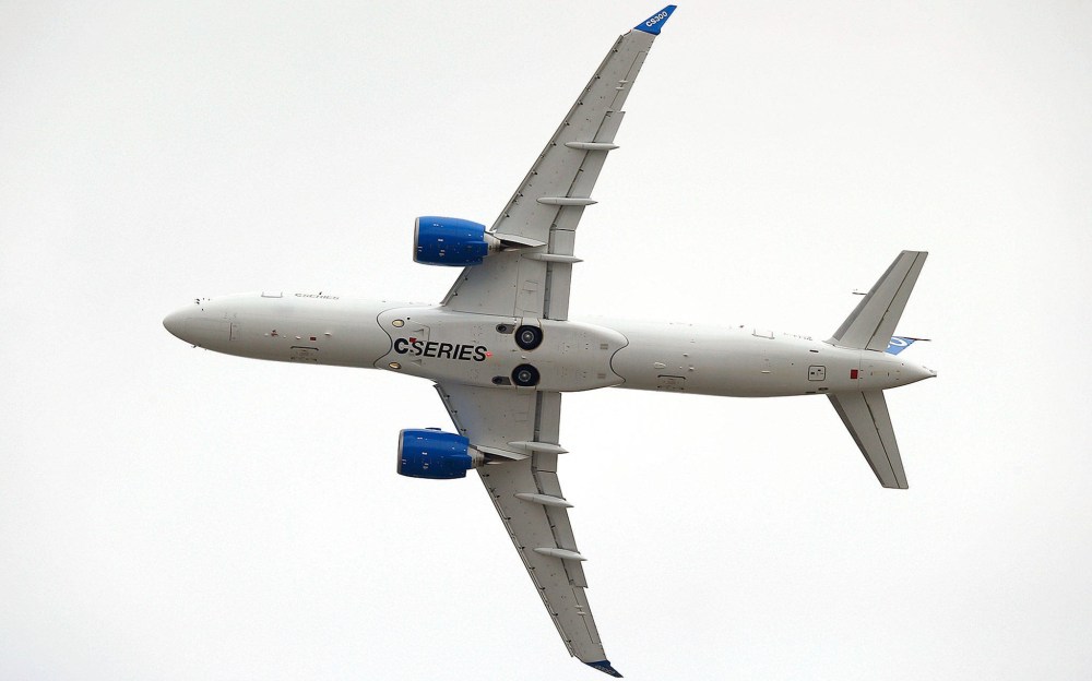 web1_L-Bombardier-CSeries-EDH-170610.jpg