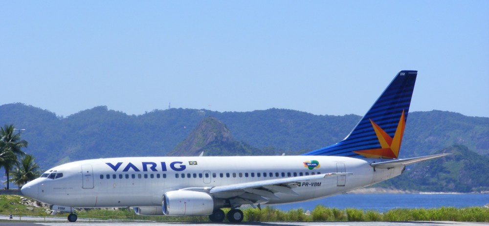 Varig_Boeing_737-700_PR-VBM_@_SDU.jpg
