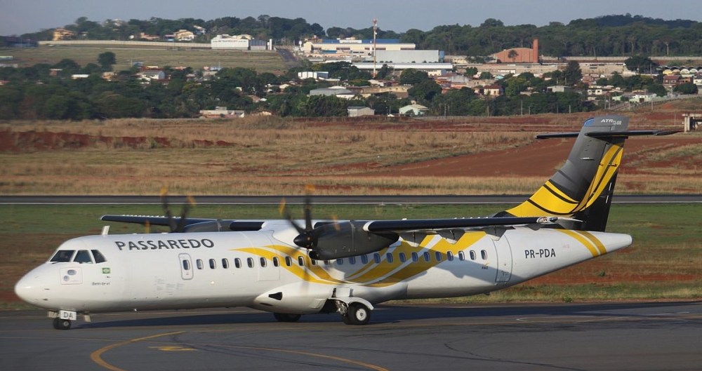 PR-PDA_ATR.72_Passaredo_(8167116205).jpg