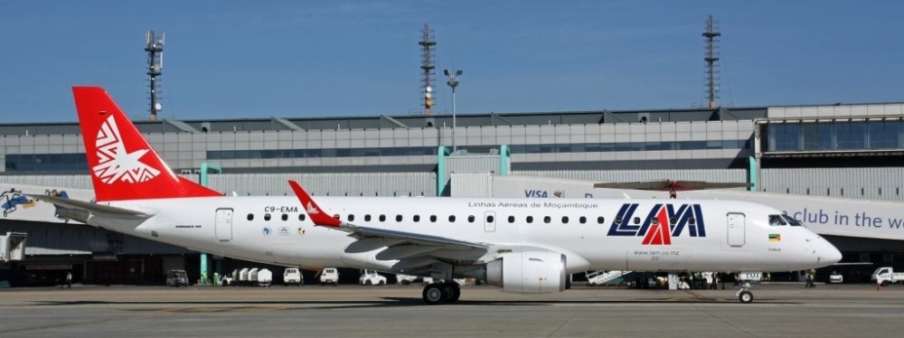 LAM_Mozambique_Airlines_Embraer_190_Volpati.jpg