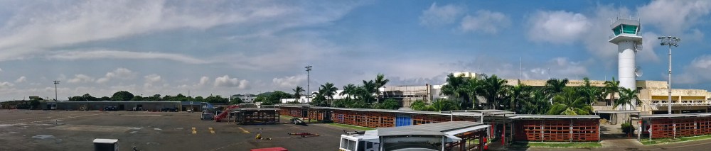 Panorámica_Aeropuerto_Internacional_Rafael_Núñez_-_Cartagena_(SKCG-CTG)_(8087608008)