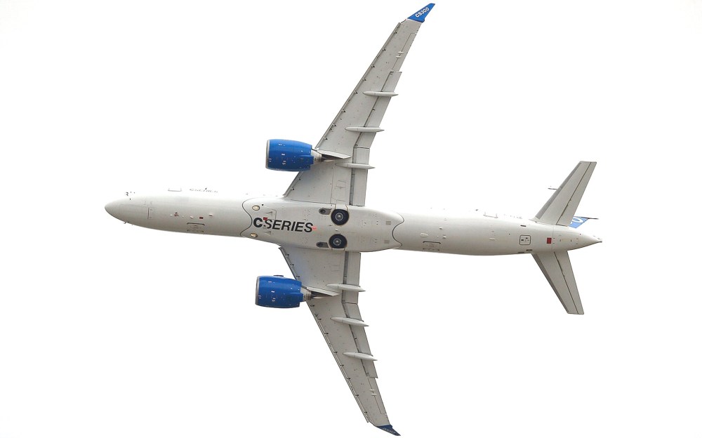 web1_L-Bombardier-CSeries-EDH-170610.jpg