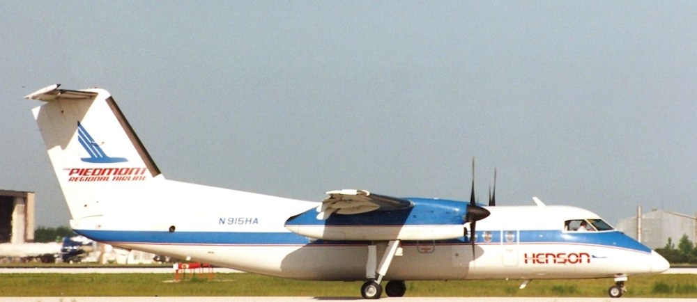 De_Havilland_Canada_DHC-8-102_Dash_8,_Piedmont_Regional_(Henson_Airlines)_AN0207950.jpg
