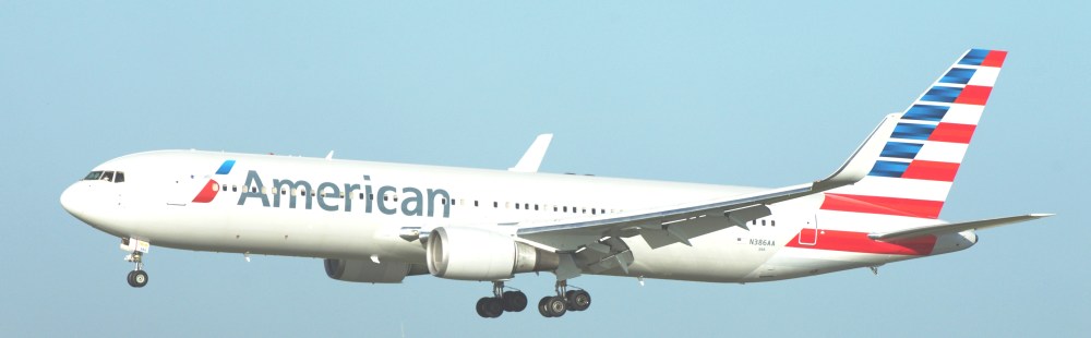 American_Airlines_Boeing_767-300ER_N386AA_15824909062-1.jpg