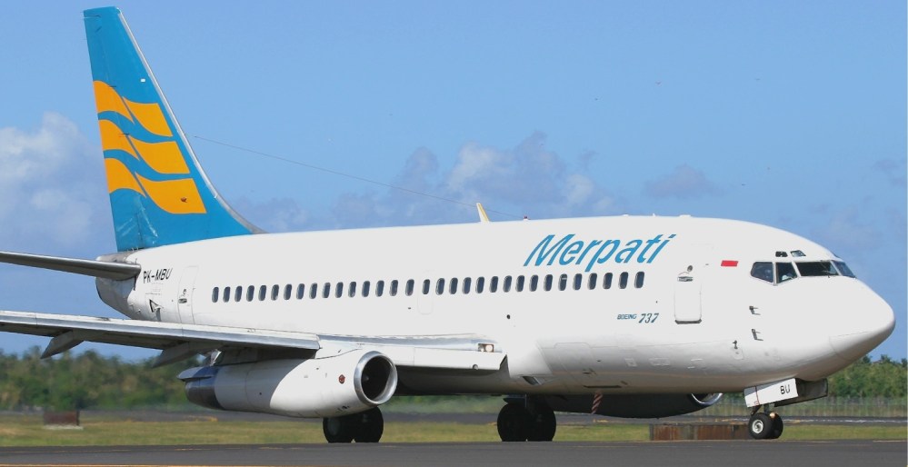 Merpati_Boeing_737-200_Pichugin.jpg