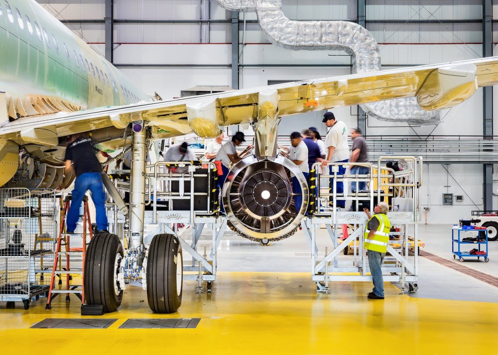 07airbus-slide-M25C-superJumbo