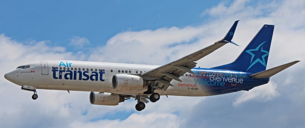 c-gtqf-air-transat-boeing-737-800-04 (1).jpg