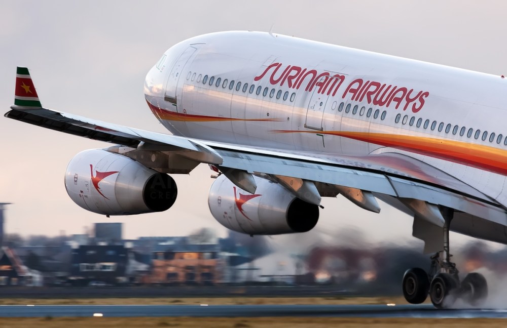 Resultado de imagen para Surinam Airways A340-300 Schiphol-Oost