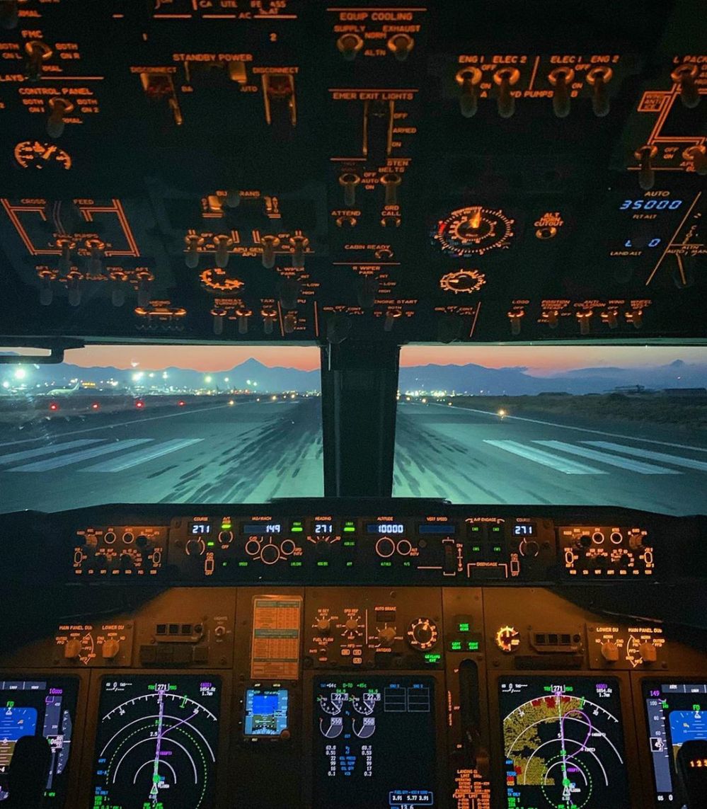 Resultado de imagen para Boeing 737 MAX FAA test pilot