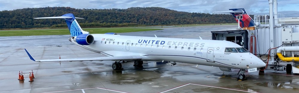 AW-20191027_United-CRJ550-Inaugural-Flight.jpg