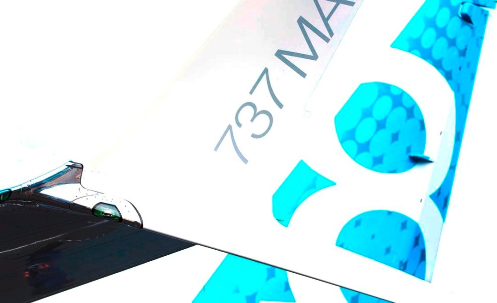 737 MAX 1st Flight Landing at Boeing Field