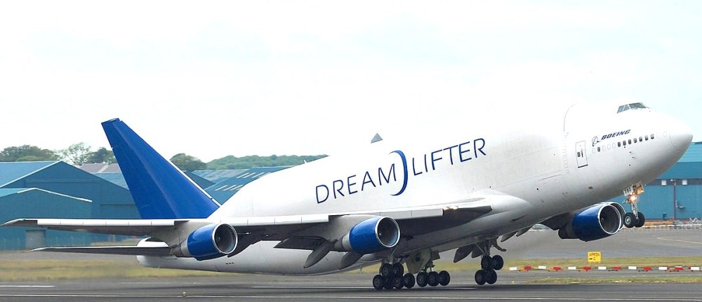 AW-Wk-Boeing_747-400LCF_Dreamlifter
