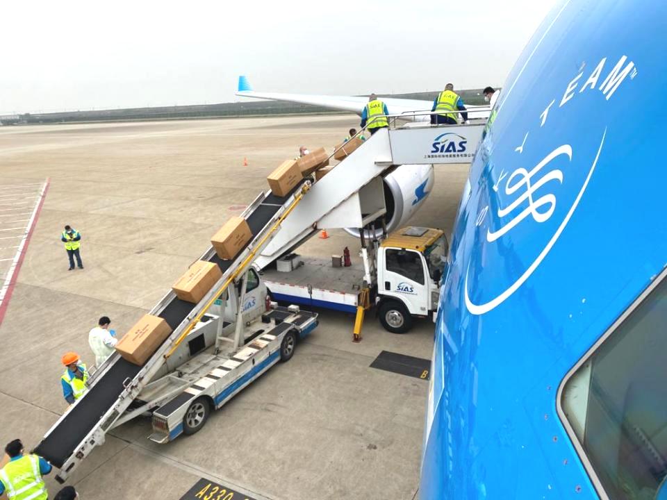 AW-Aerolíneas_A33200_0076