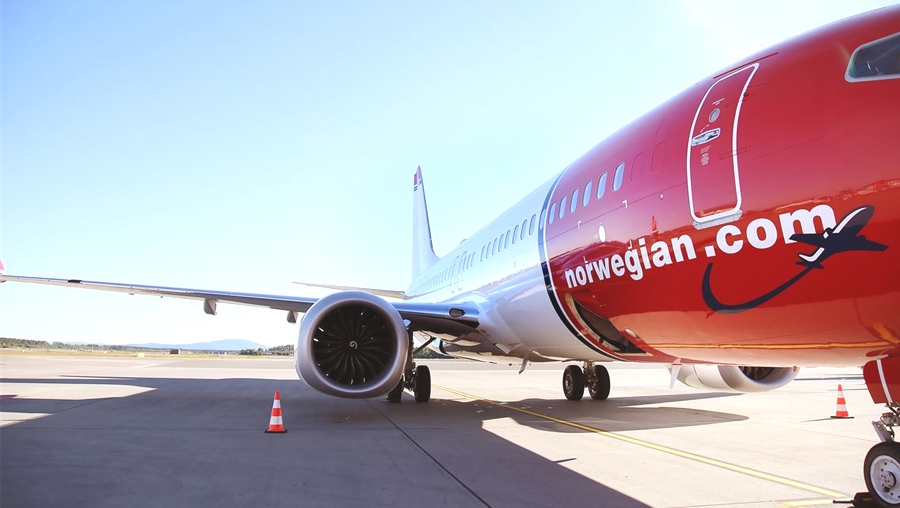 AW-Norwegian-Air_7008