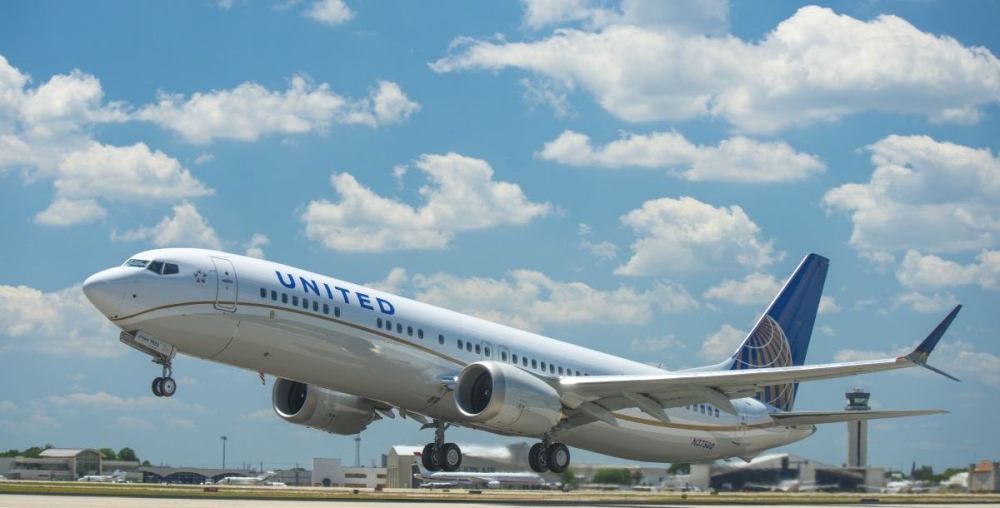 AW-United_737MAX