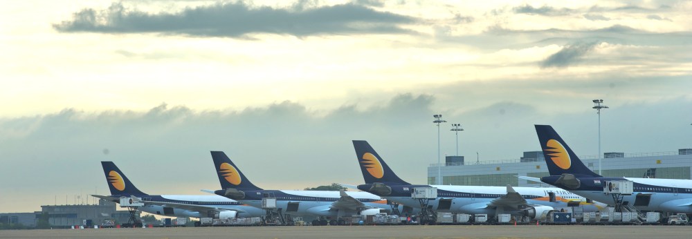 Jet_Airways_planes_at_Brussels_Airport