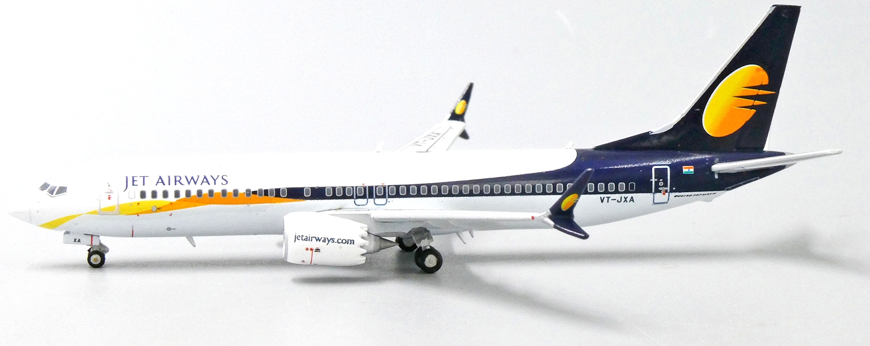 AW-Jet Airways_7378000013