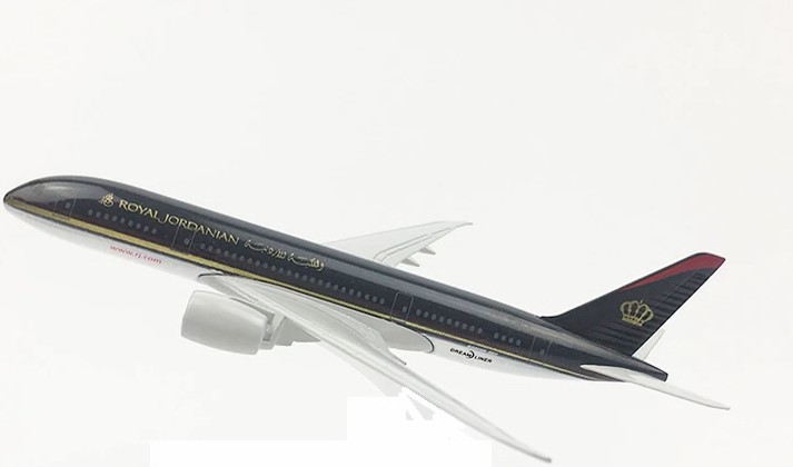 AW-Royal Jordanian Airlines__Boeing 787-8007