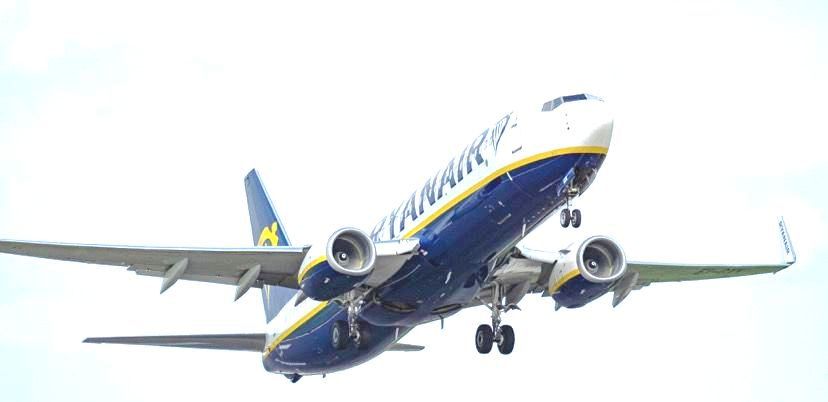 AW-Ryanair_Southend Airport