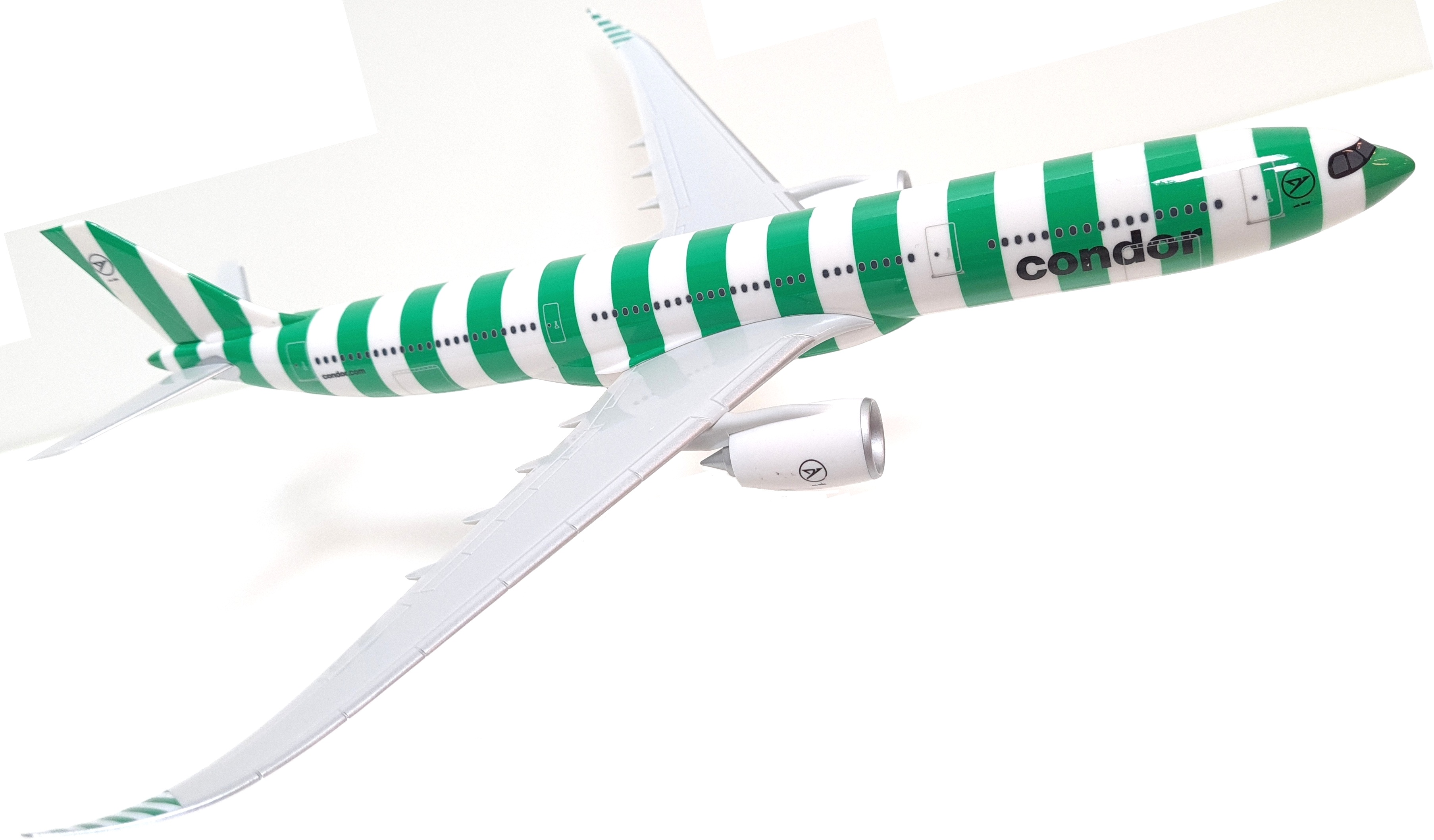 AW-Condor Airlines__A330-9006N